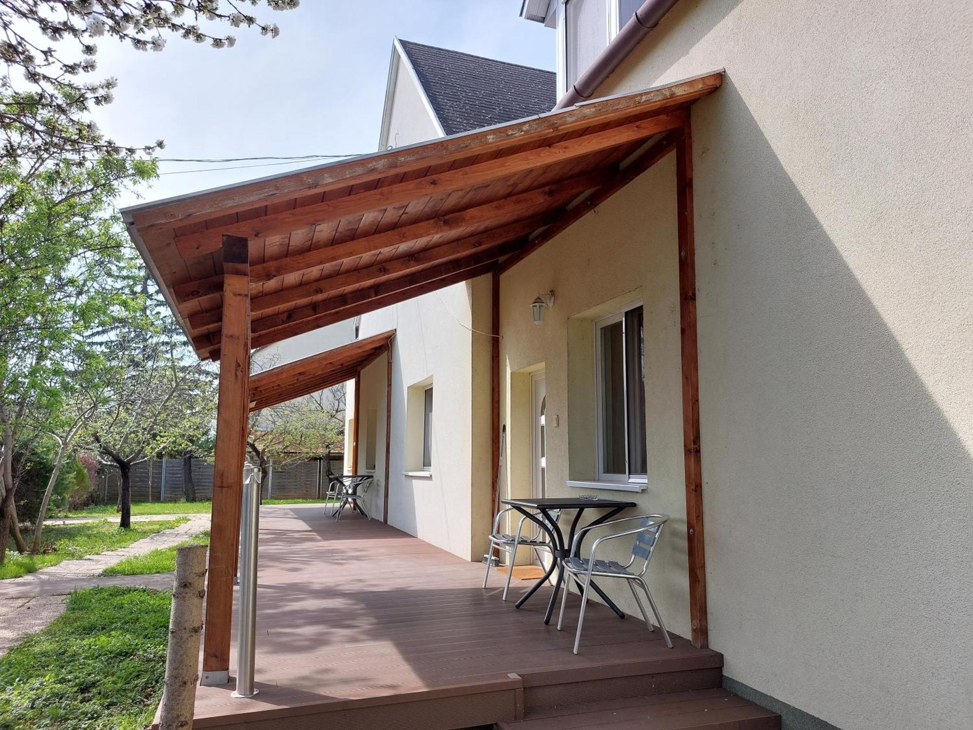 Bridgehaus Apartment Balatonfured Ngoại thất bức ảnh