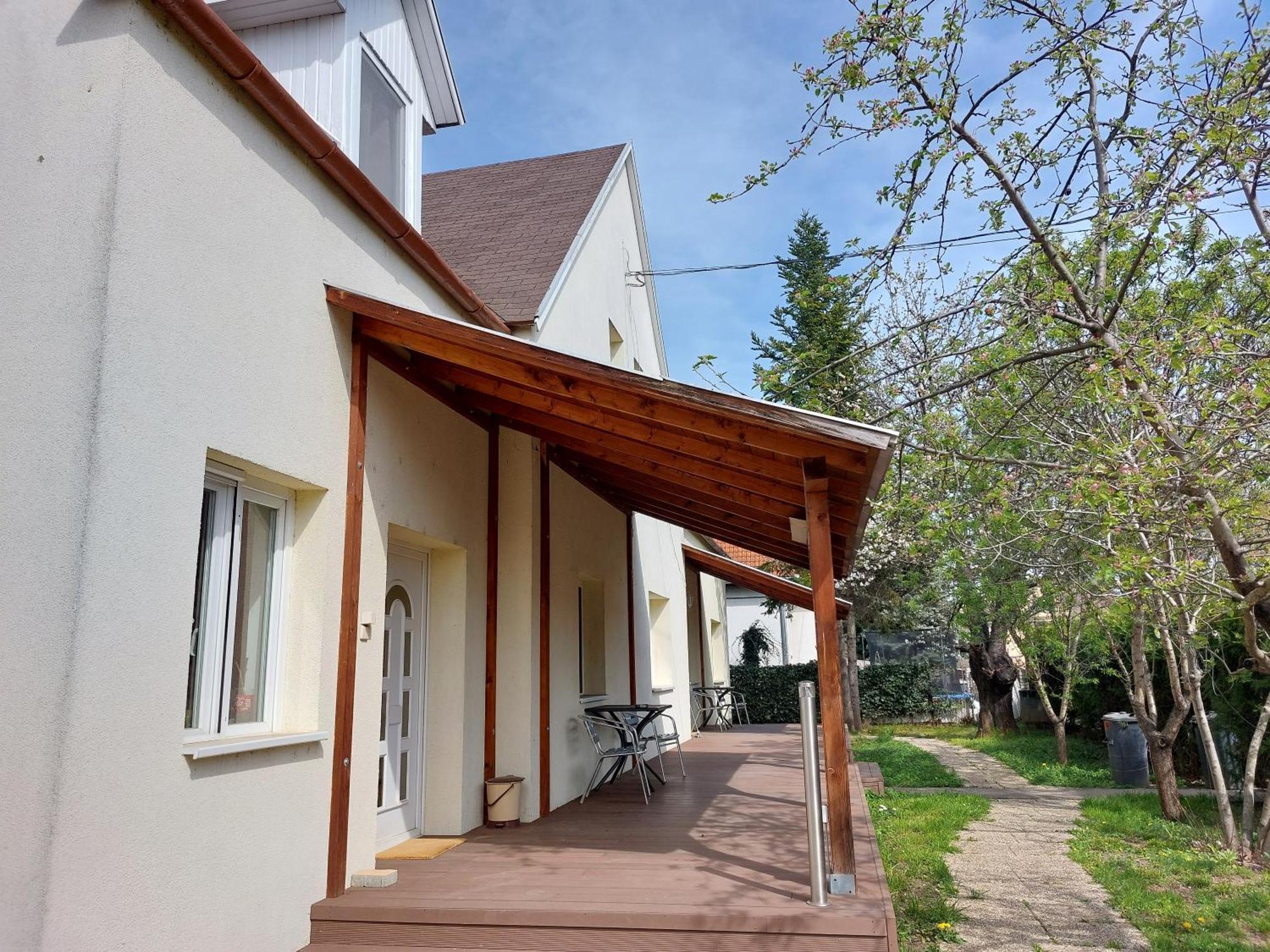 Bridgehaus Apartment Balatonfured Ngoại thất bức ảnh