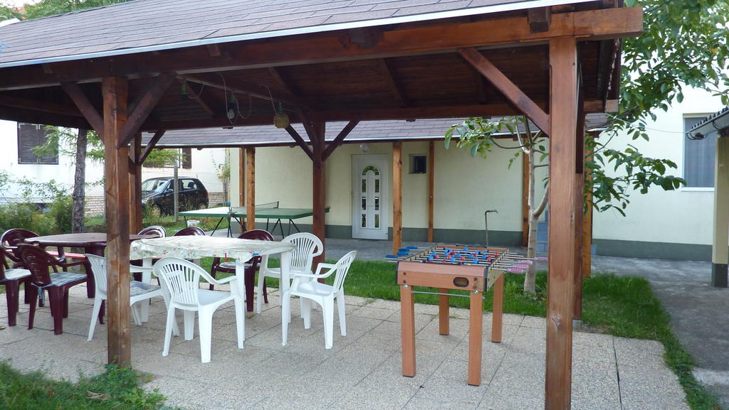 Bridgehaus Apartment Balatonfured Ngoại thất bức ảnh